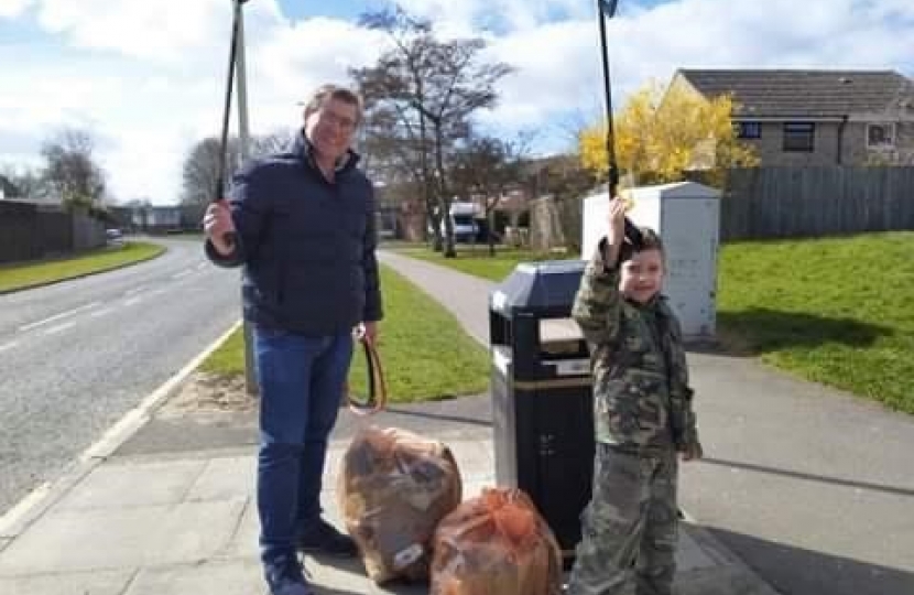 Sergeant Elijah and Peter Gibson MP on the weekly litter pick